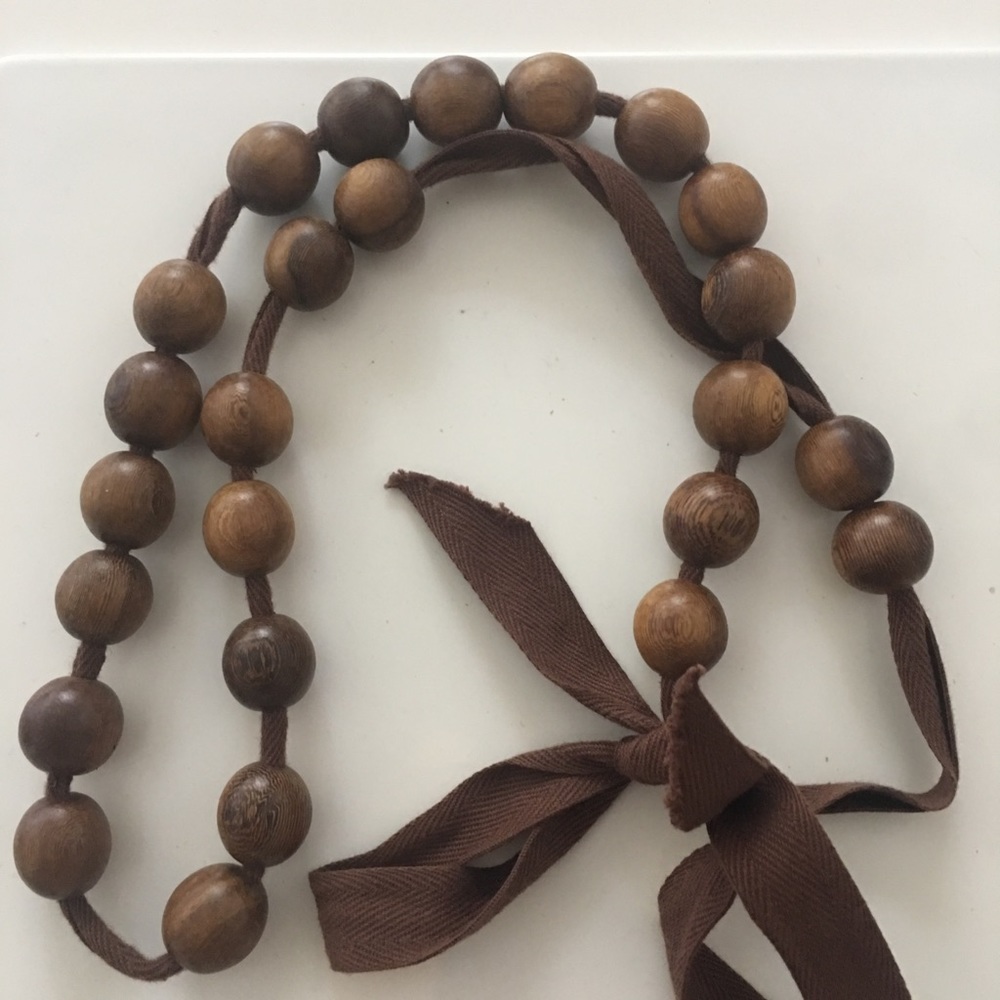 Club Monaco accessories